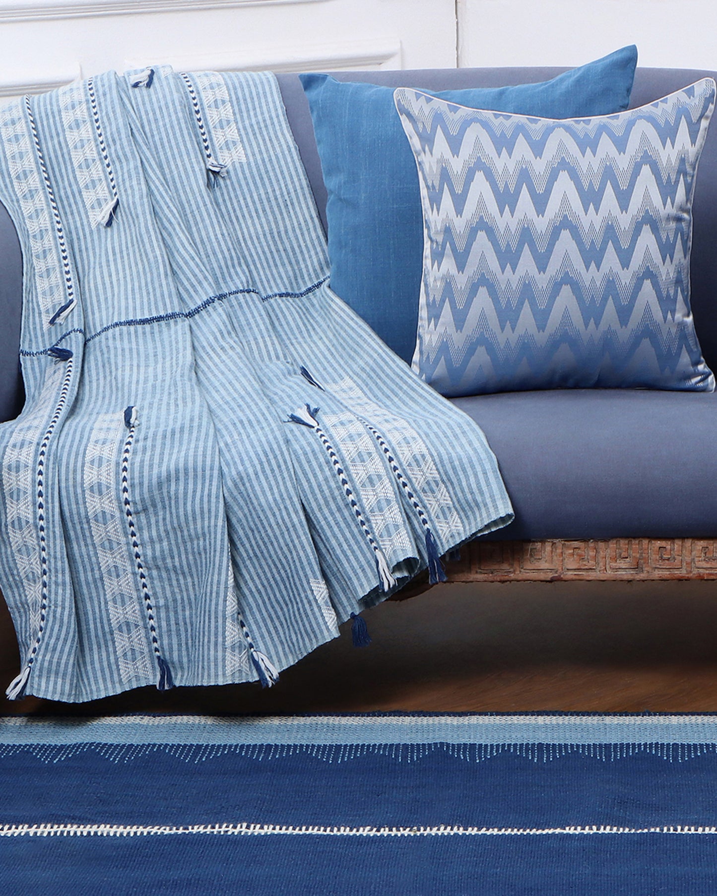 Yugen Tanchoi Silk Cotton Cushion Cover