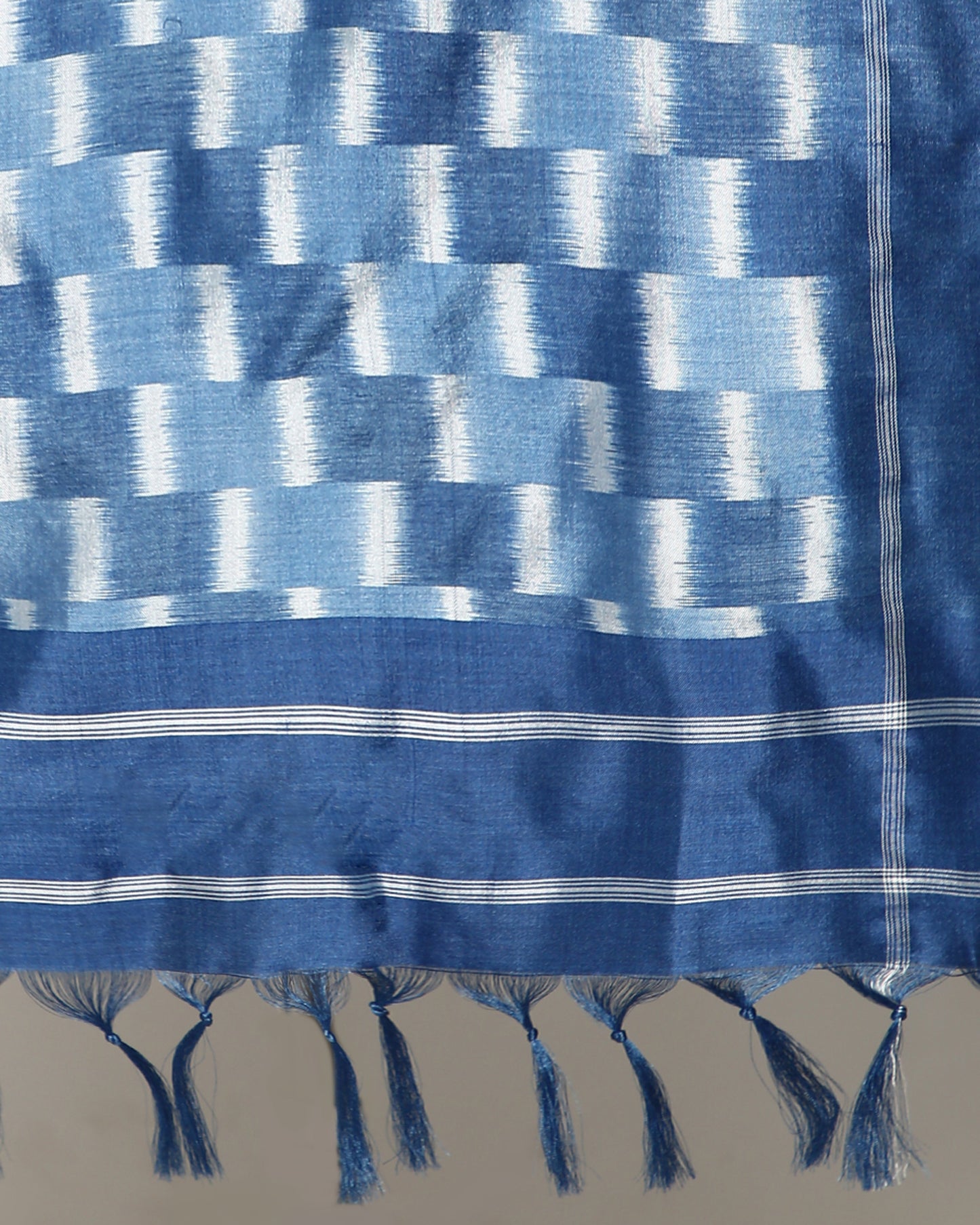Zyan Weft Ikat Silk Stole