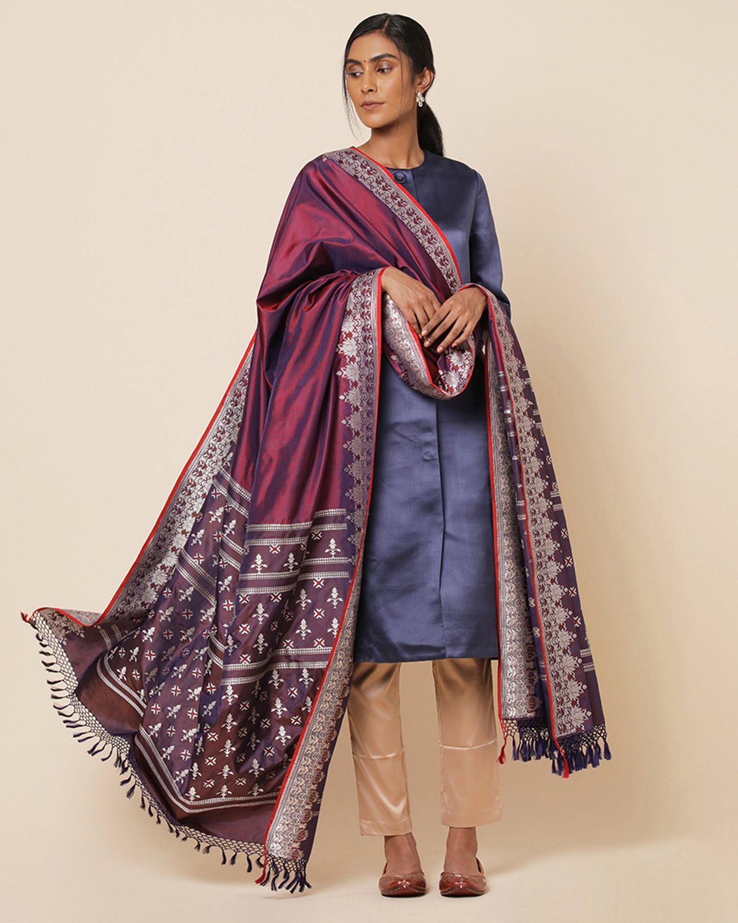 Mridula Kadwa Silk Dupatta