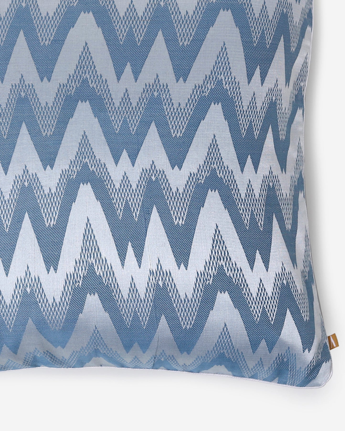 Yugen Tanchoi Silk Cotton Cushion Cover