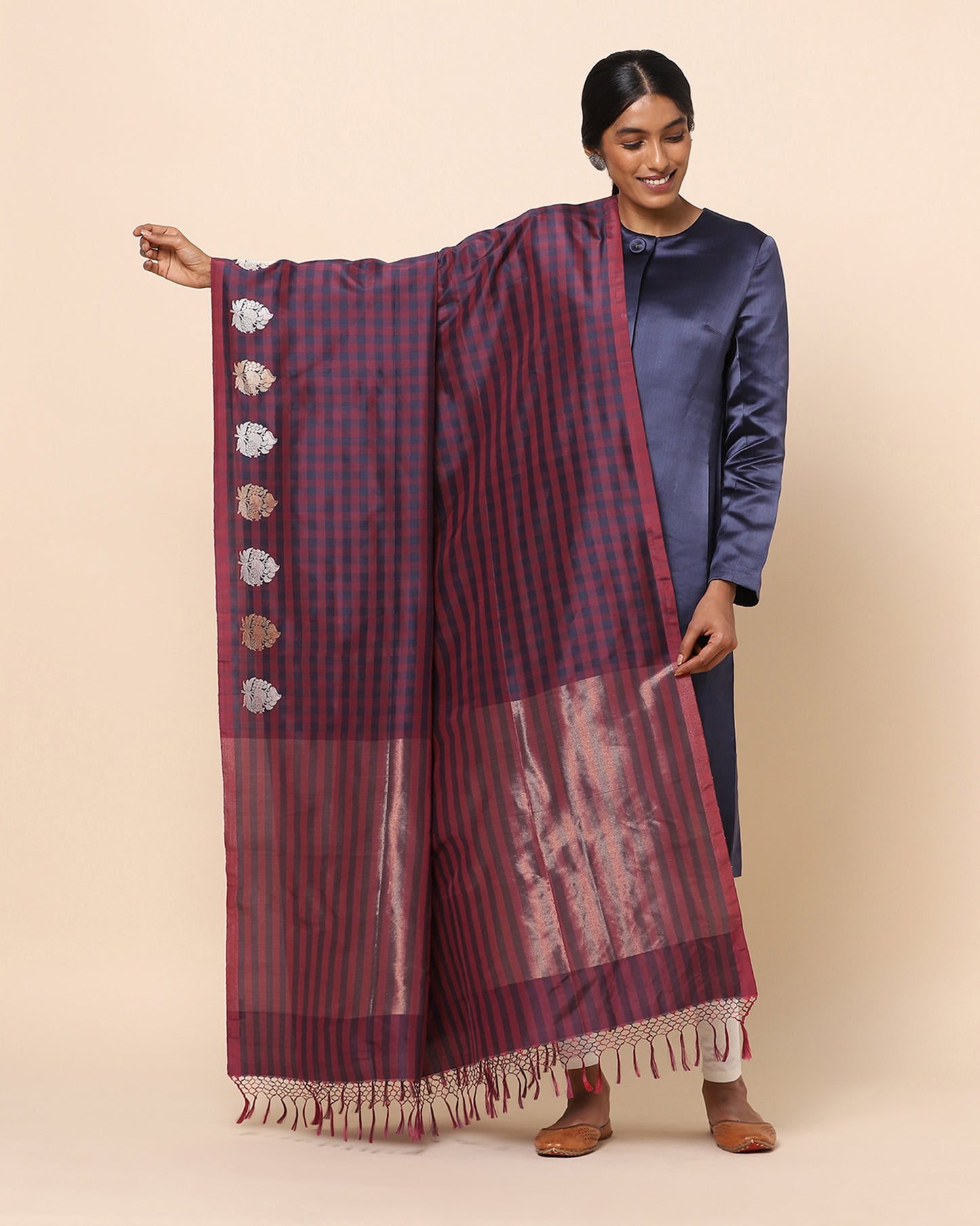 Aadrika Kadwa Silk Dupatta