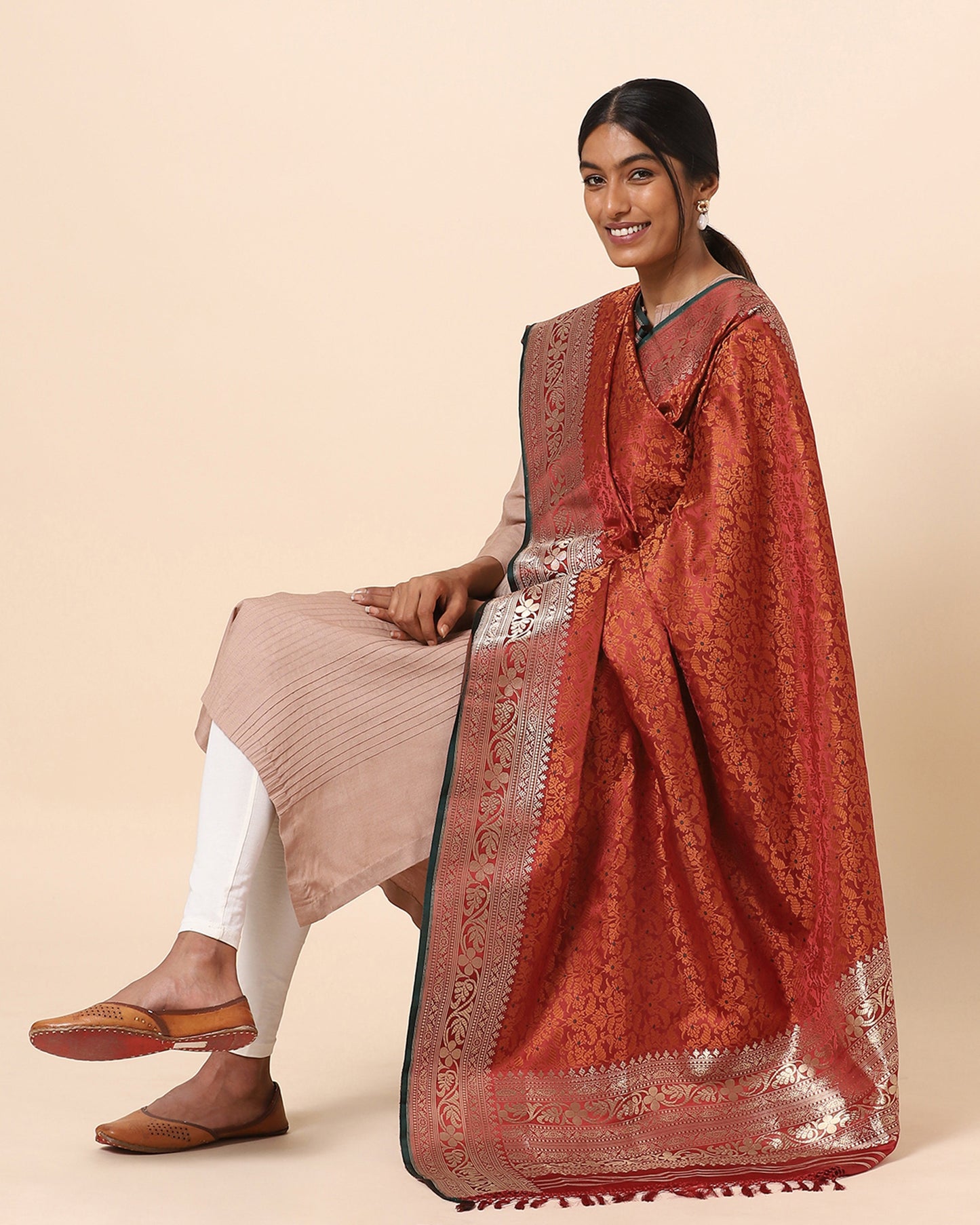 Chameli Tanchoi and Kadwa Silk Dupatta