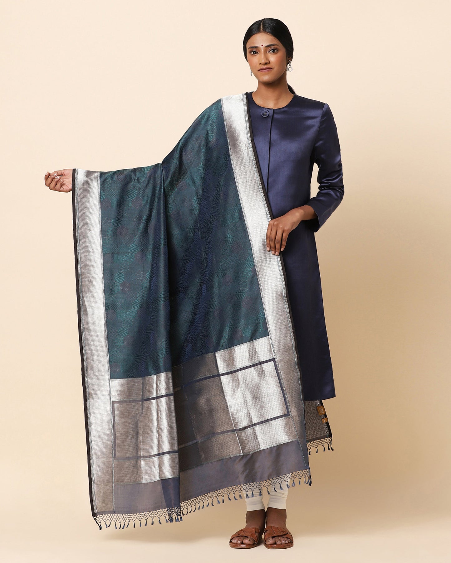 Chand Tanchoi and Kadwa Silk Dupatta