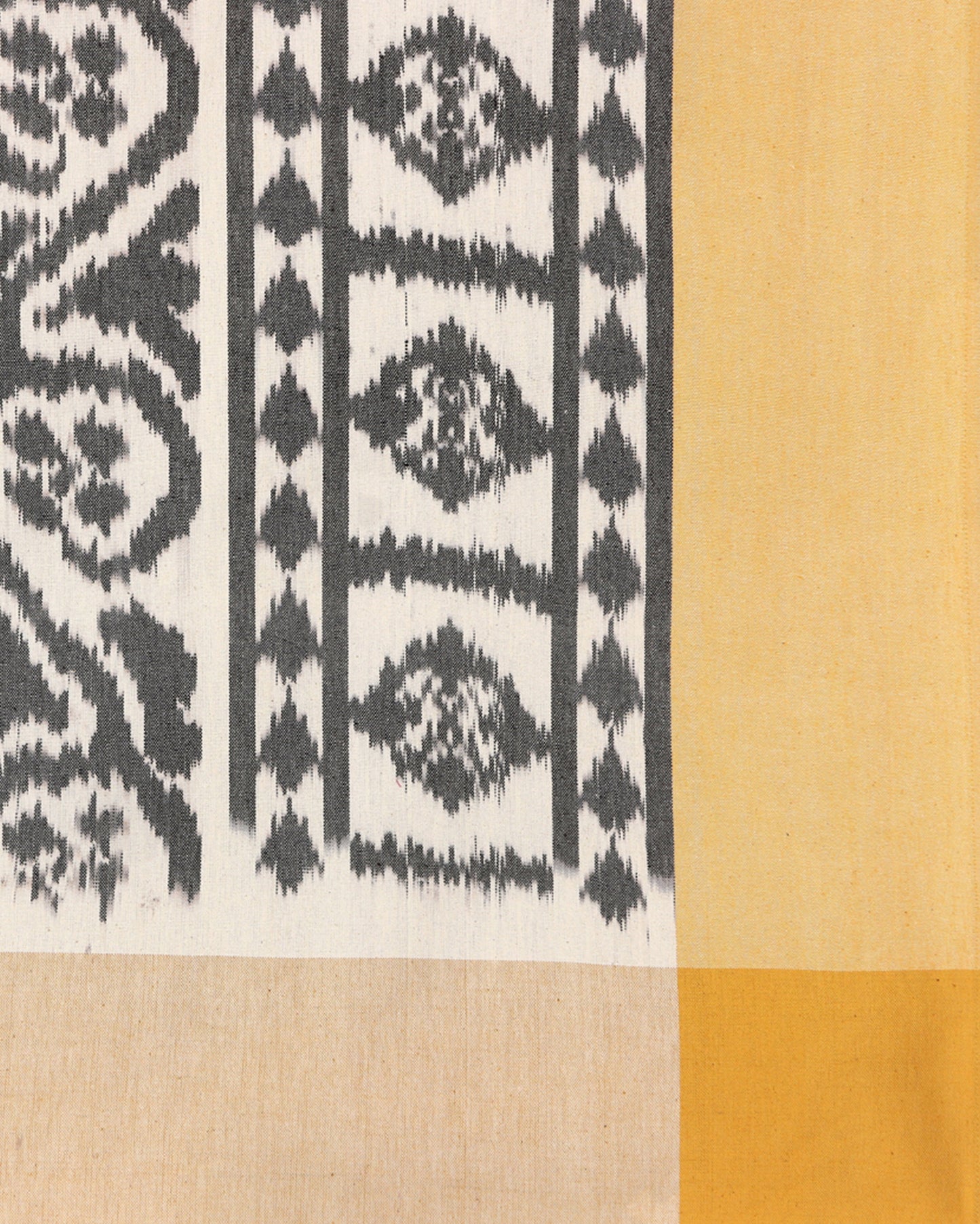 Sana Warp Ikat Cotton Bed Cover