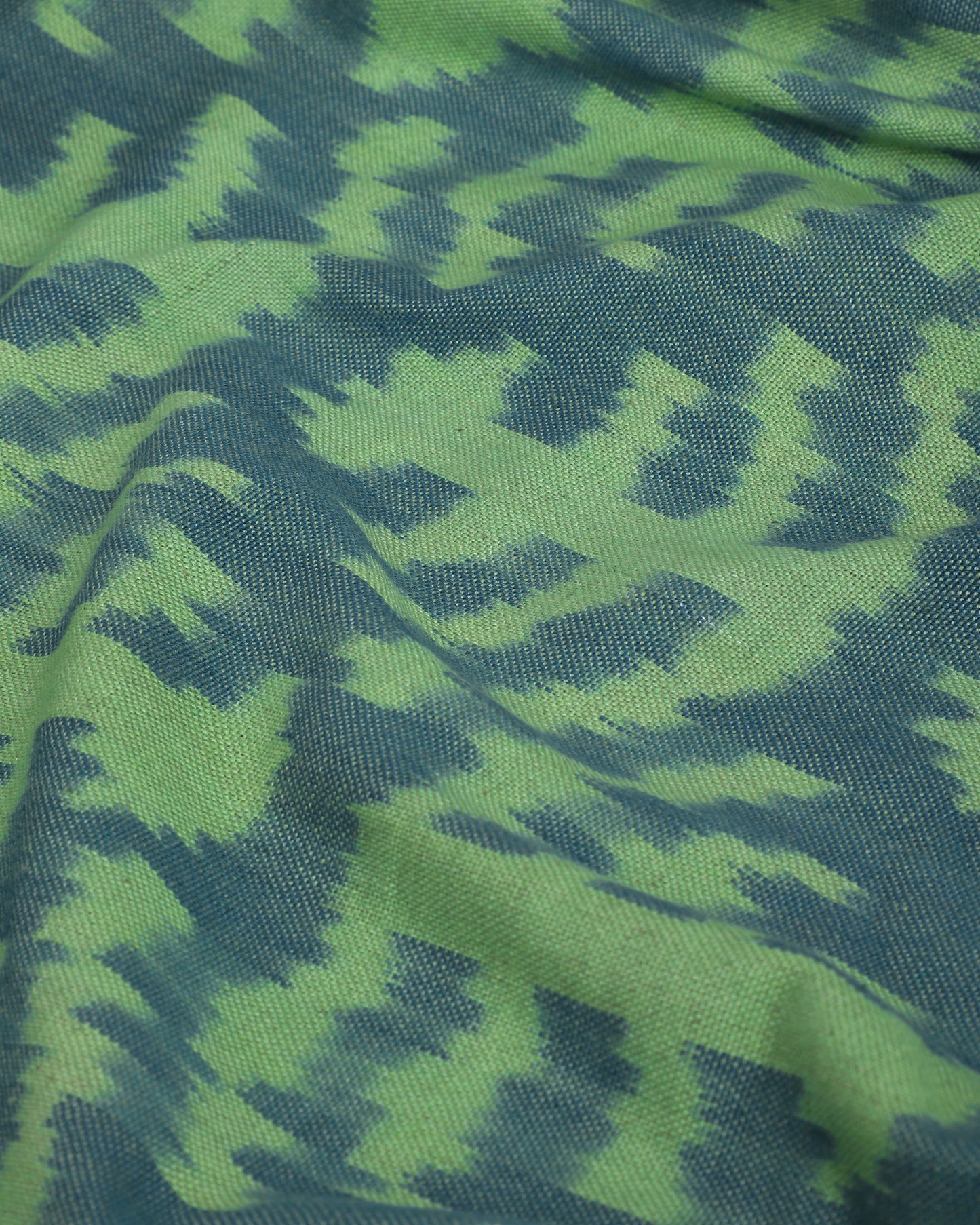 Aami Warp Ikat Cotton Bed Cover