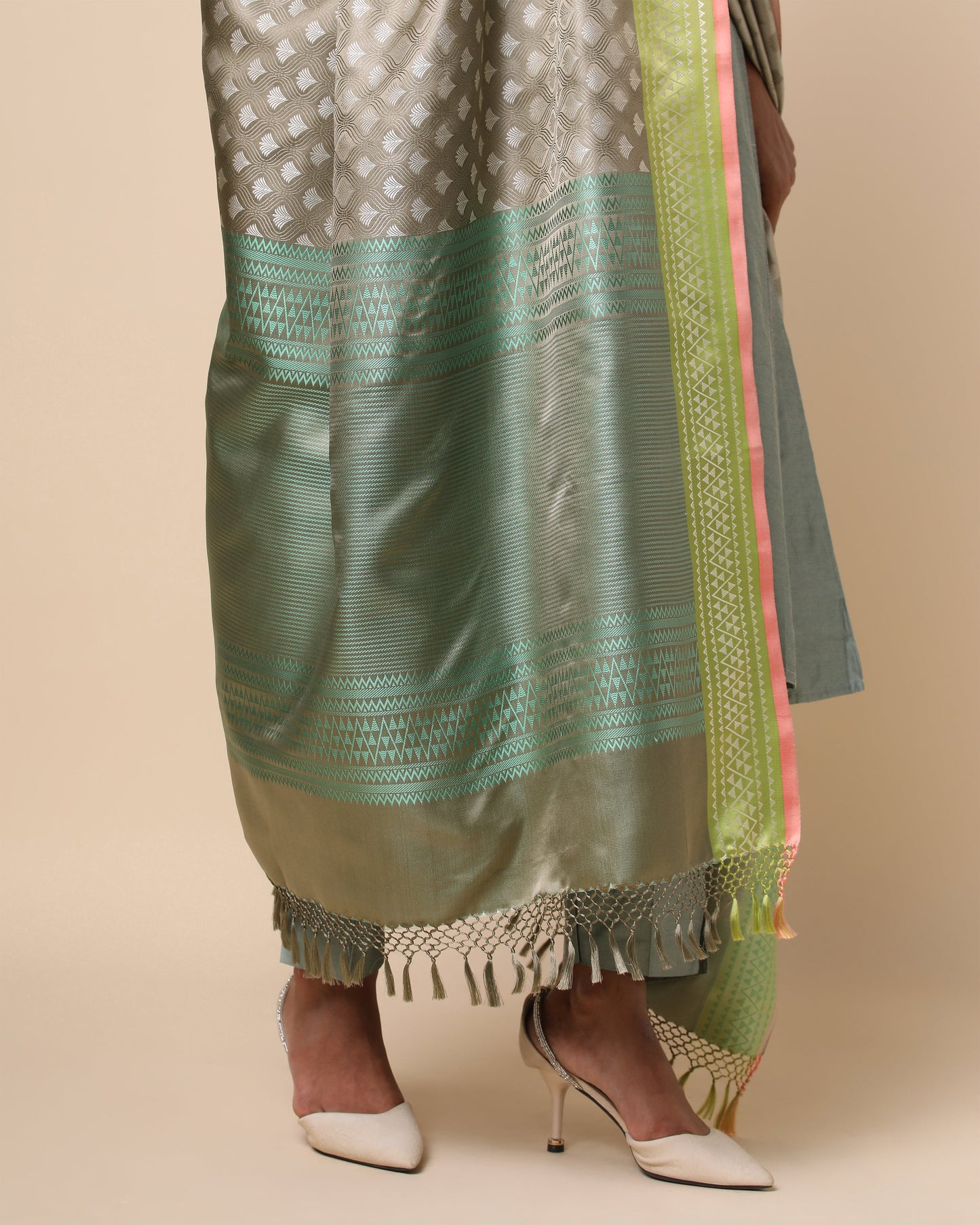 Vaibhavi Tanchoi Silk Dupatta