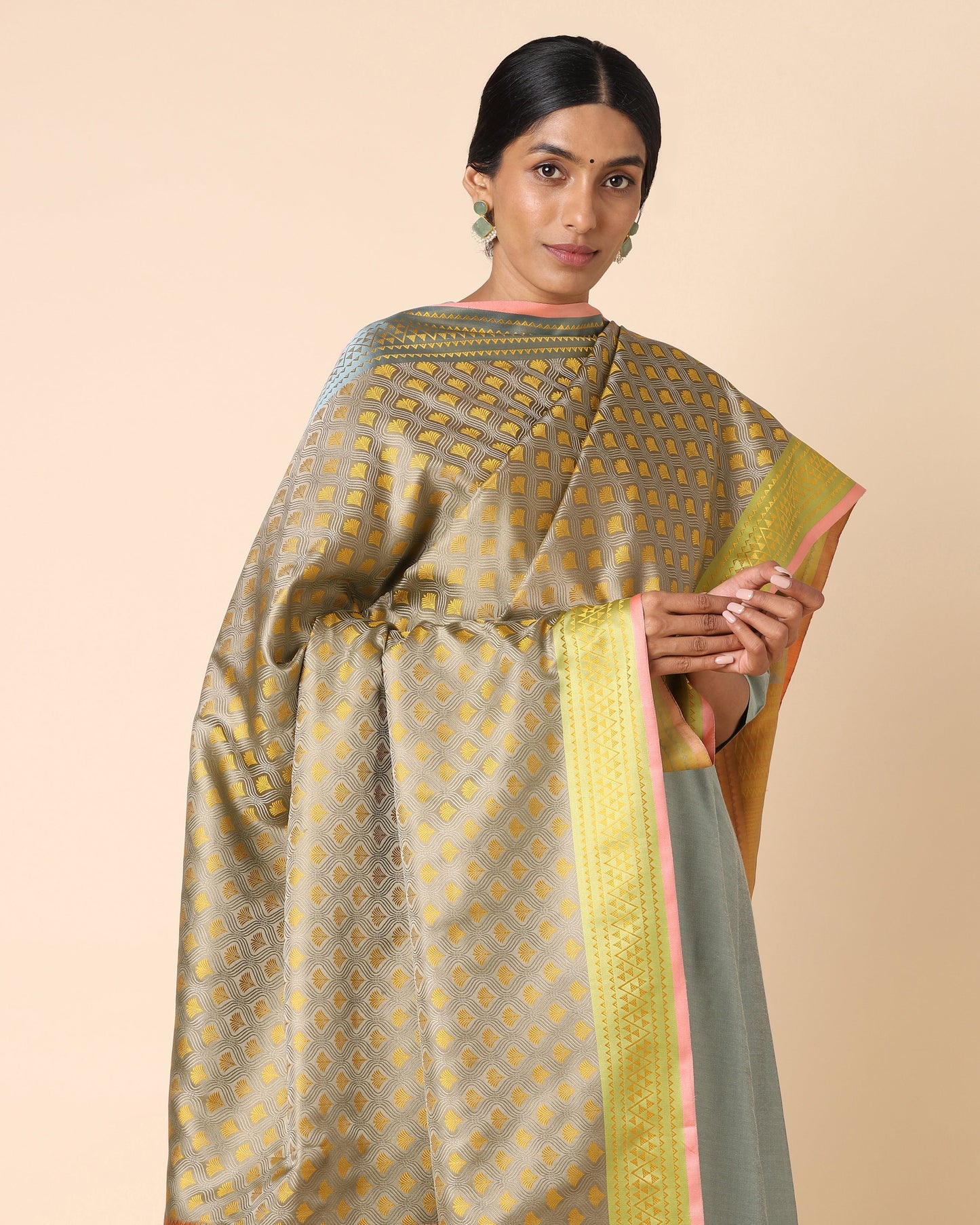 Vaibhavi Tanchoi Silk Dupatta