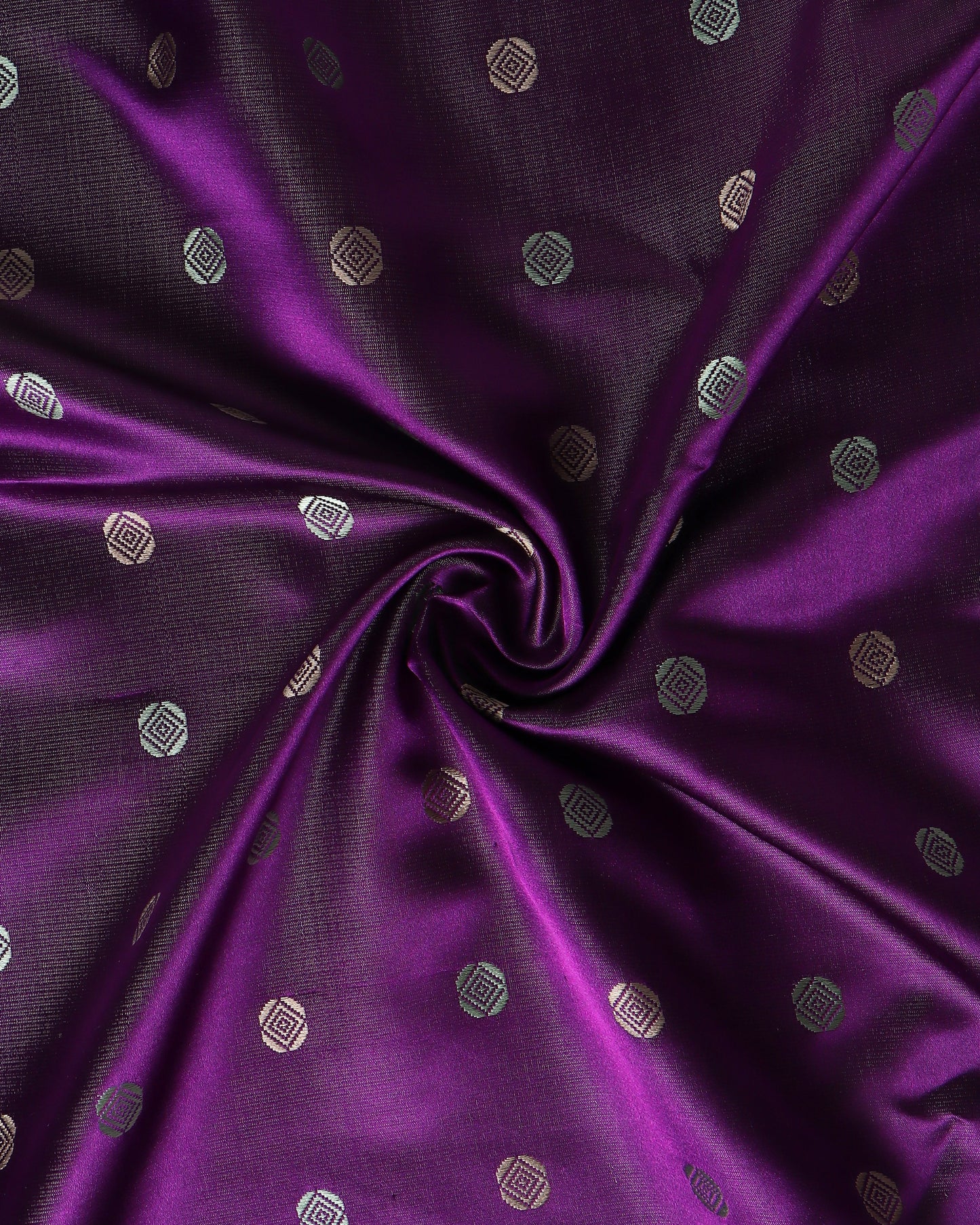 Narmada Tanchoi Silk Saree