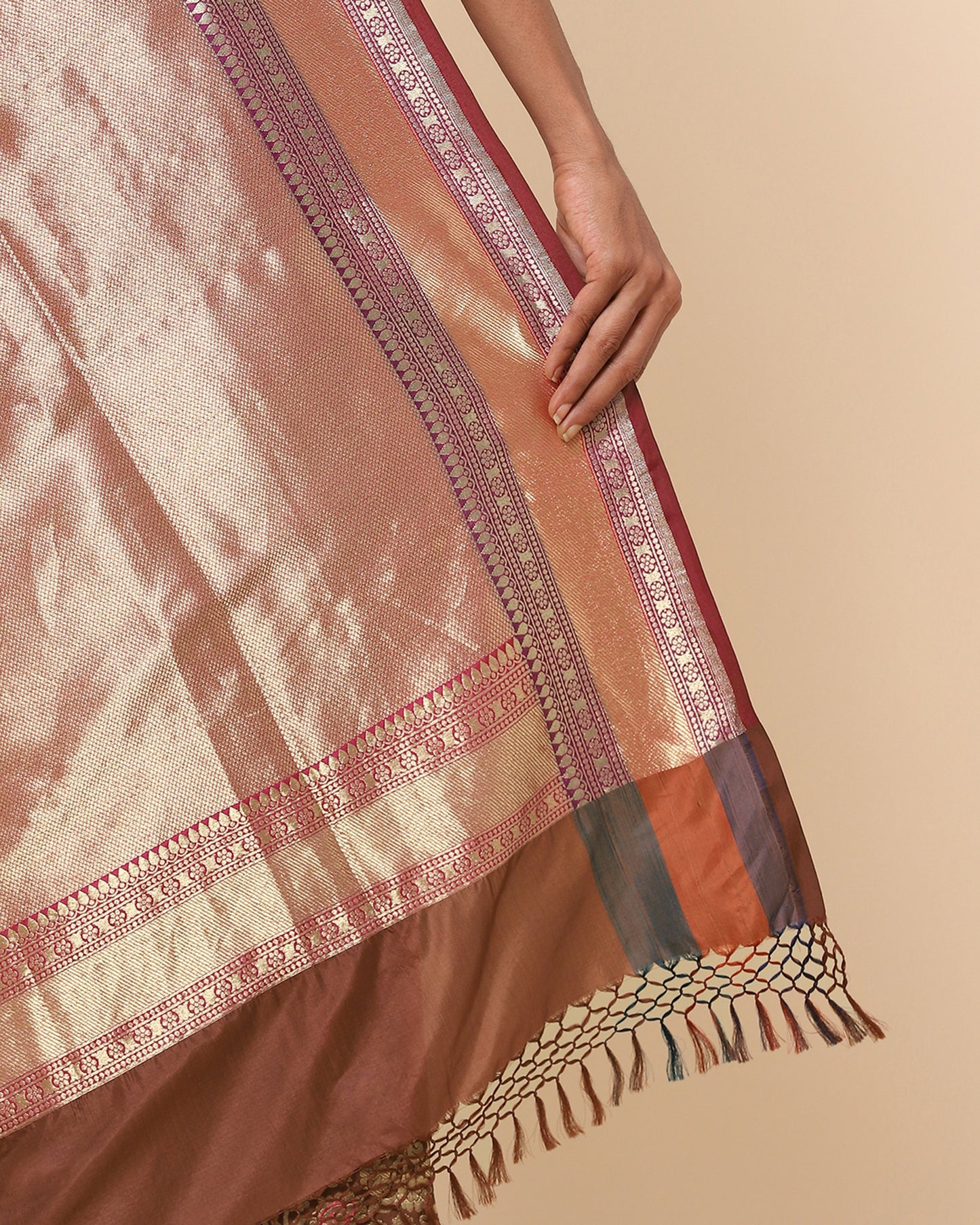 Aamira Fekwa Silk Saree