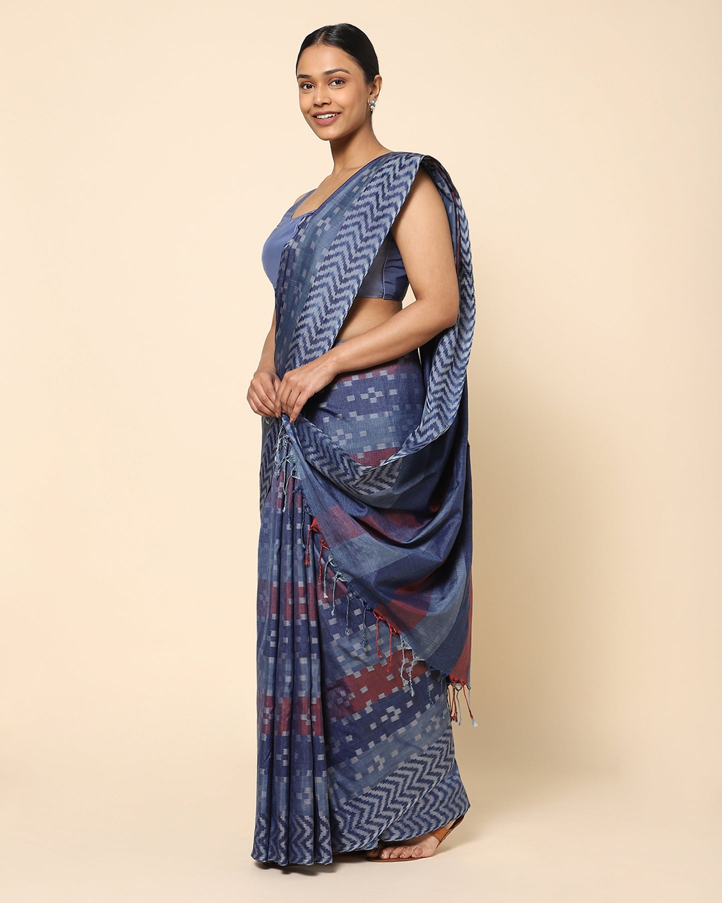 Vardhaman Warp Ikat Silk Saree