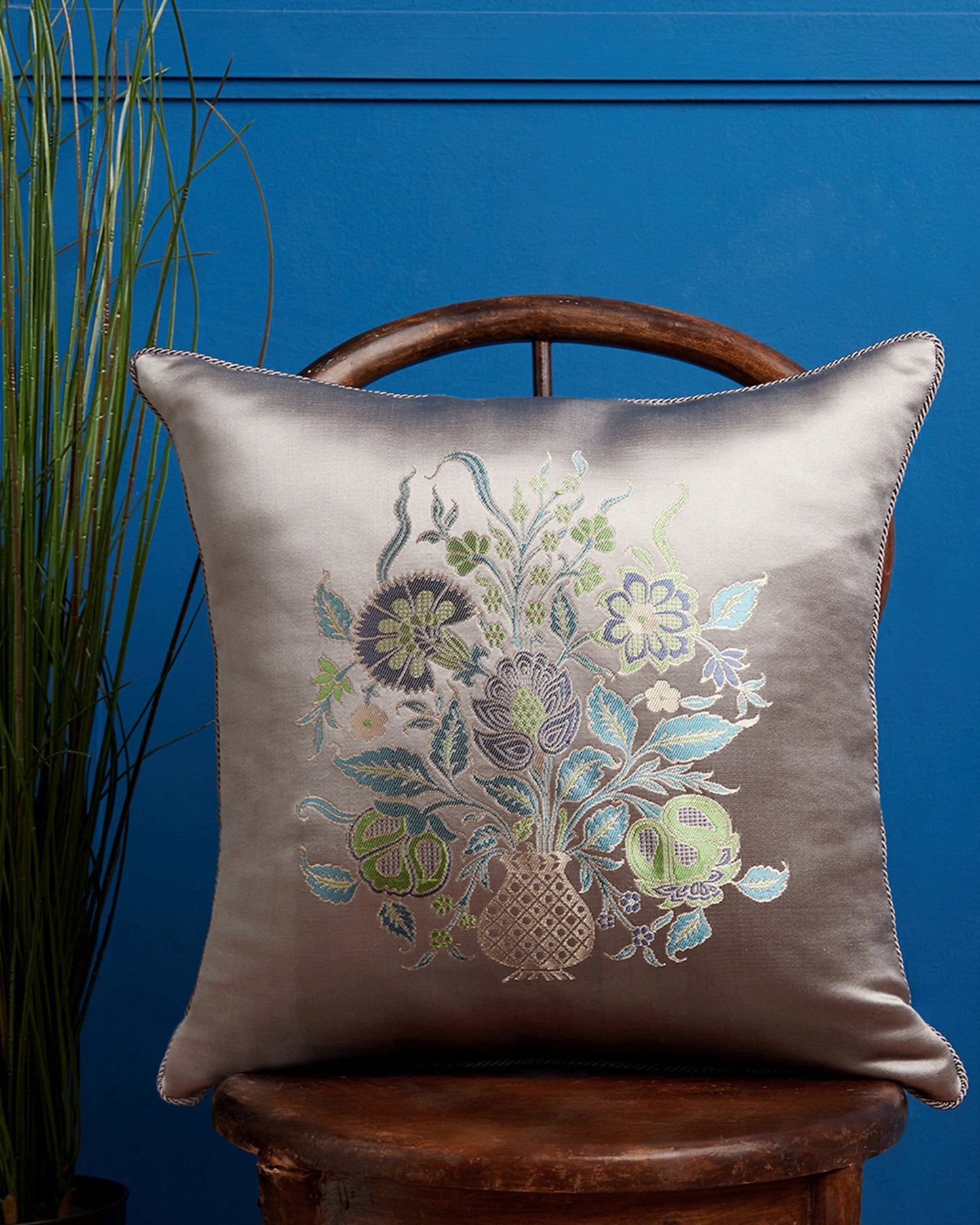 Calimere Gyasar Silk Cushion Cover