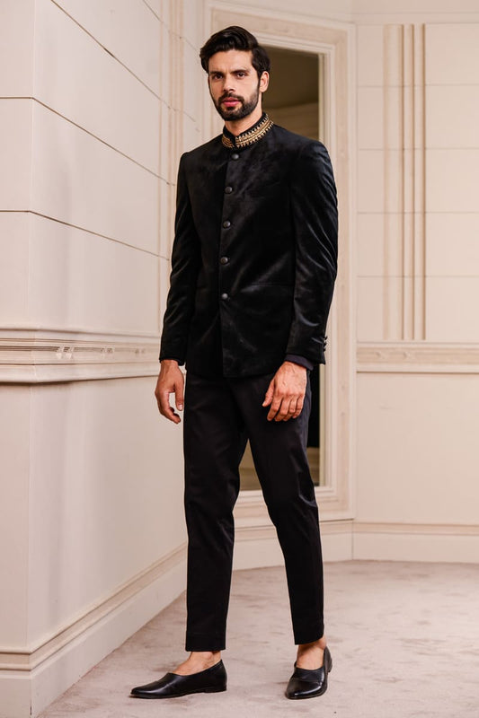 Velvet Bandgala With Zardozi Collar And Cuff
