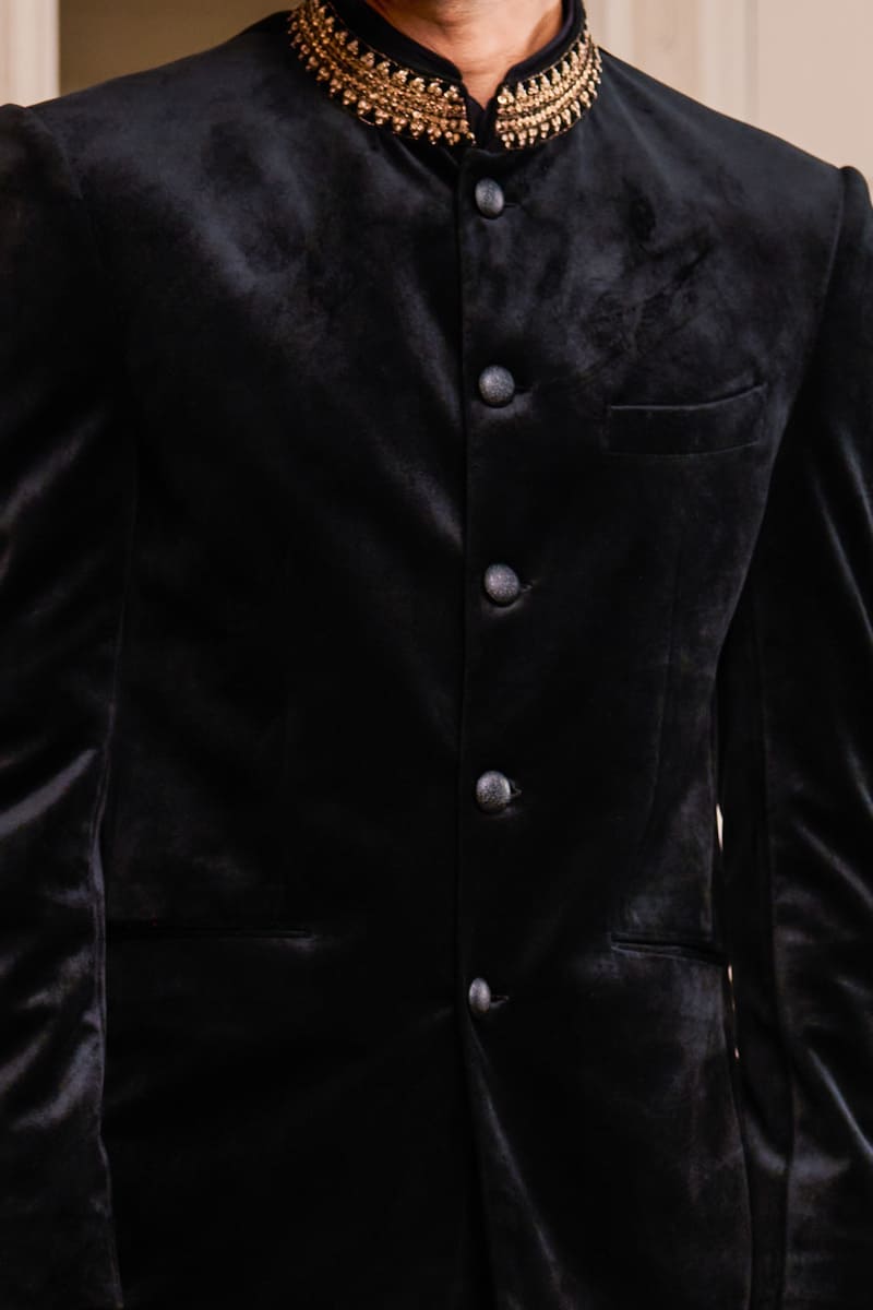 Velvet Bandgala With Zardozi Collar And Cuff