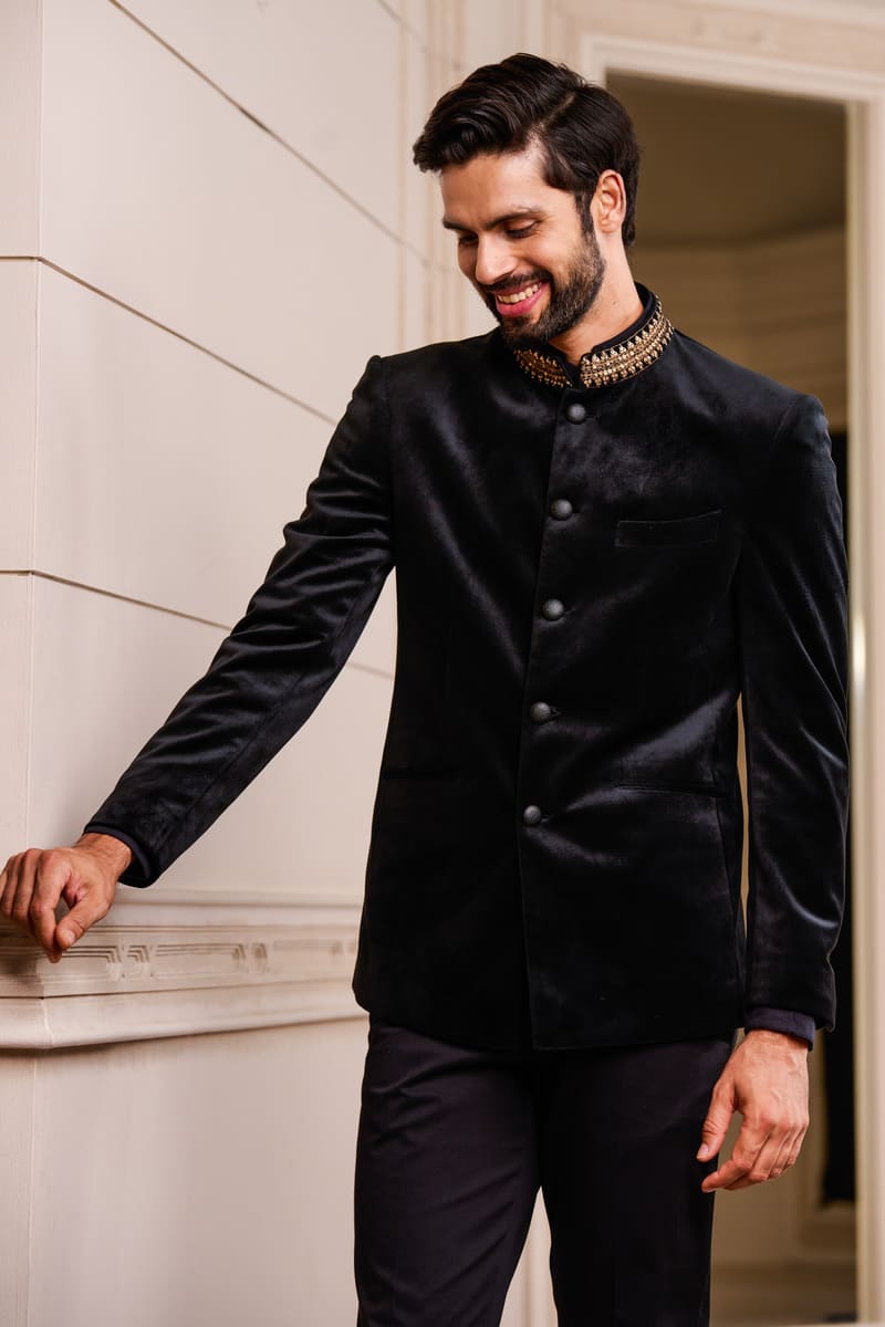 Velvet Bandgala With Zardozi Collar And Cuff