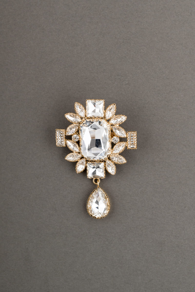 Rectangular Crystal Drop With Drop Detailing Brooch