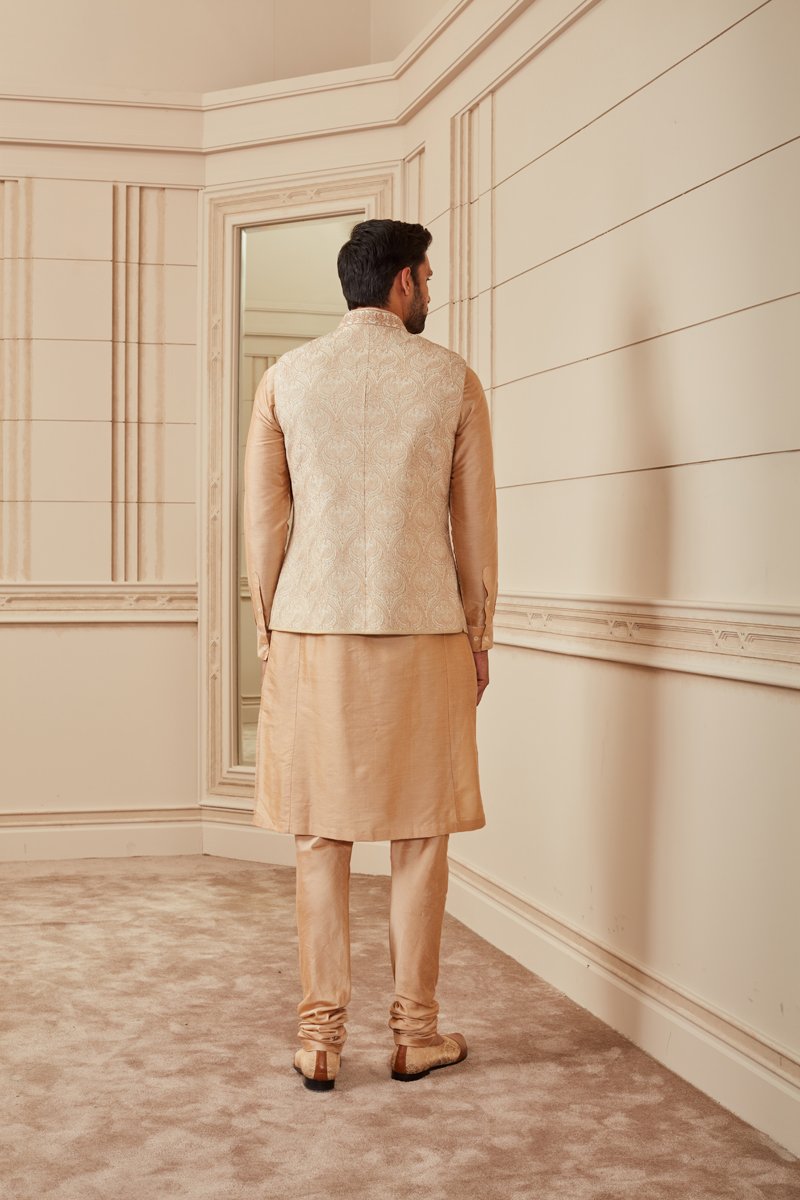 Ivory Embroidered Kurta Bundi Set