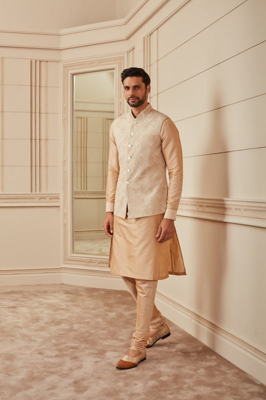Ivory Embroidered Kurta Bundi Set