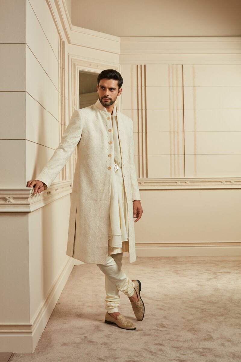 Ivory Resham Embroidered Sherwani