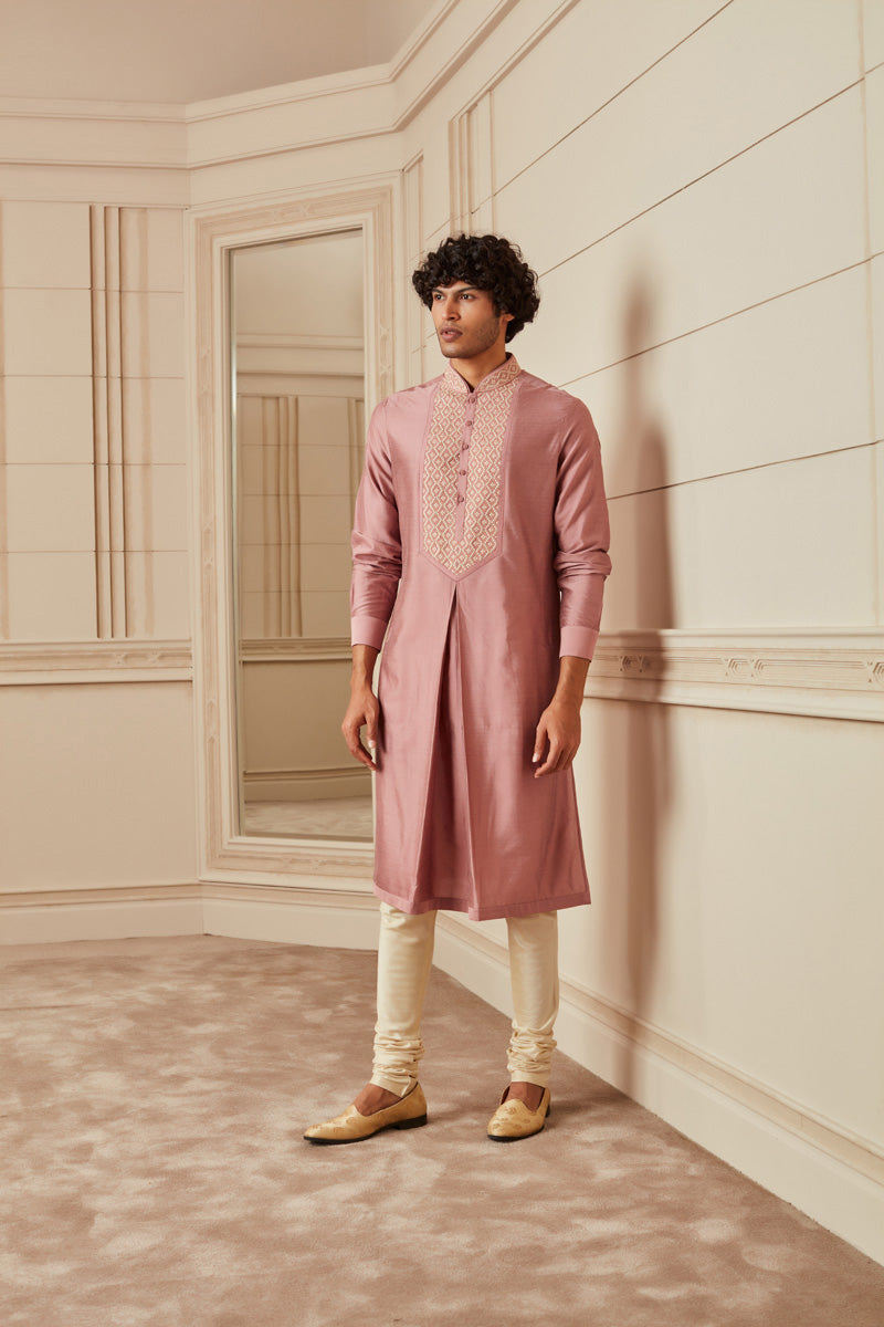 Onion Pink Jacquard Front Pleat Kurta Set