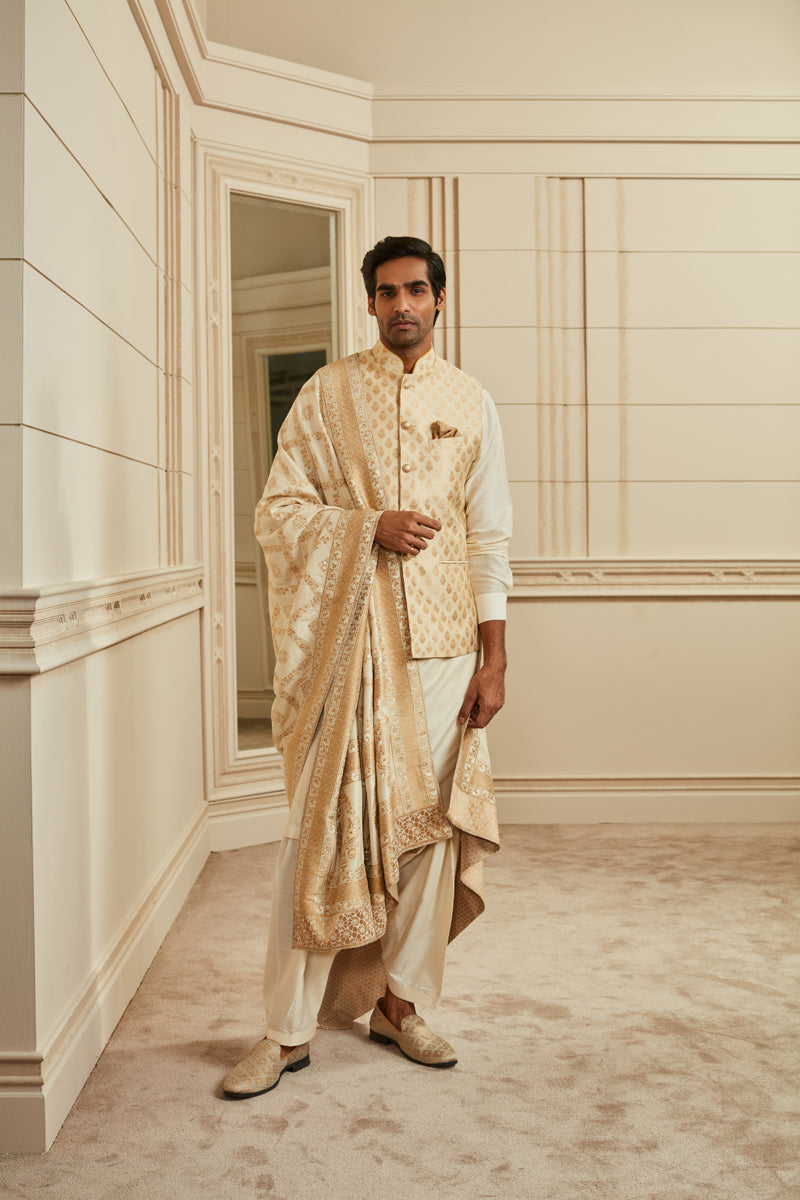 Gold Herringbone Brocade Bundi