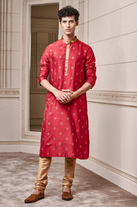 Red Kurtha set
