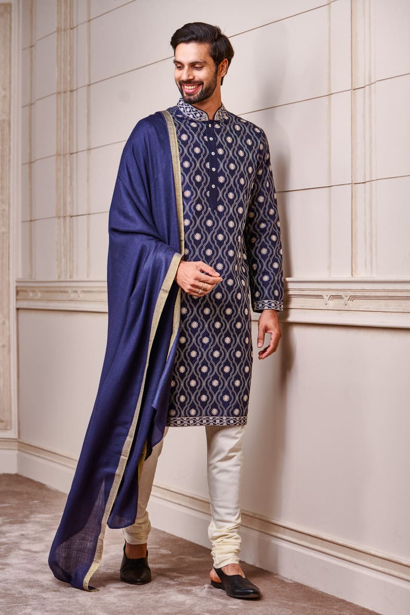 Jaal Kurta with Embroidered Neck