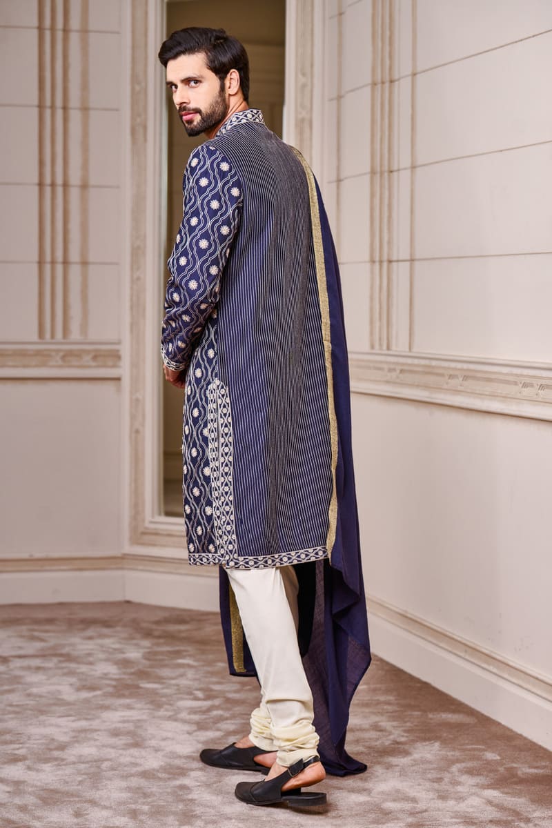 Jaal Kurta with Embroidered Neck