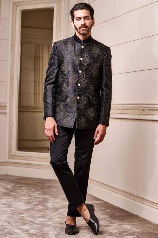 Zari Highlight On Front And Collar