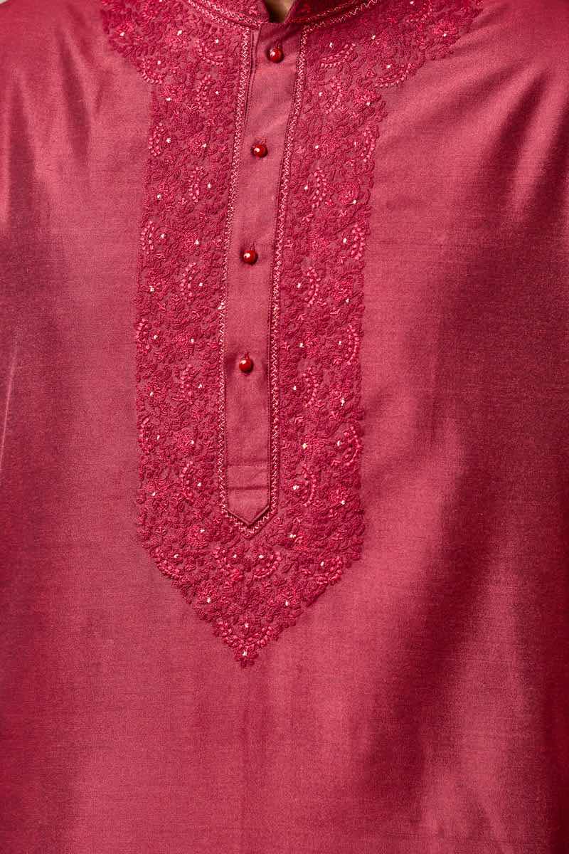 Kurta With Embroidered Neck And Sleeves