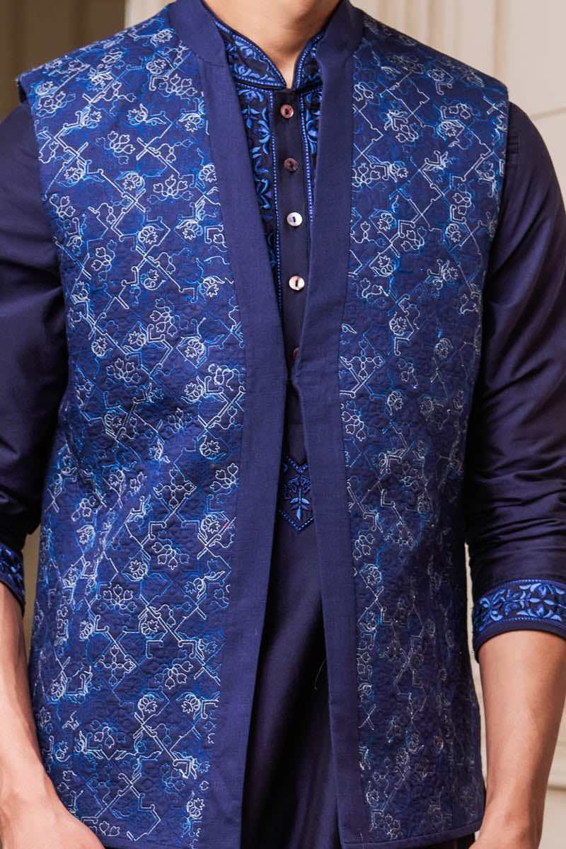 Navy Quilted Bundi
