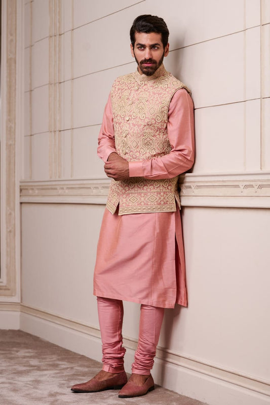 Salmon Thread and Pitta Embroidered Kurta Bundi Set