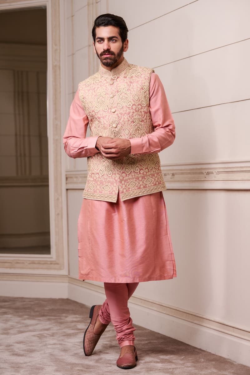 Salmon Thread and Pitta Embroidered Kurta Bundi Set