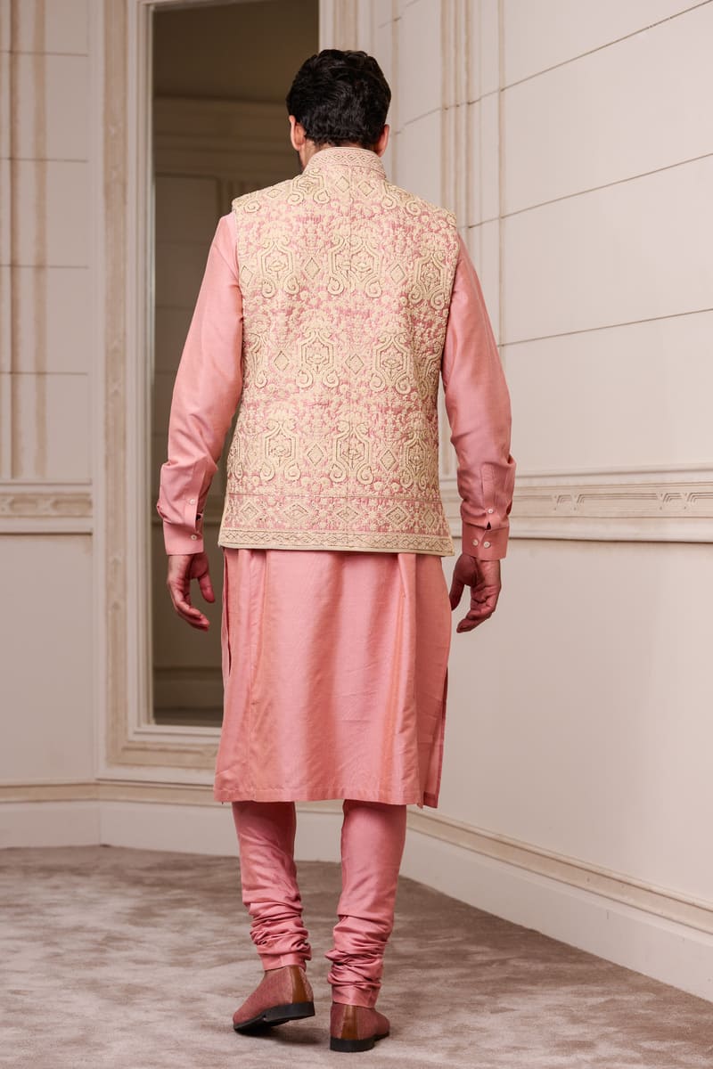 Salmon Thread and Pitta Embroidered Kurta Bundi Set
