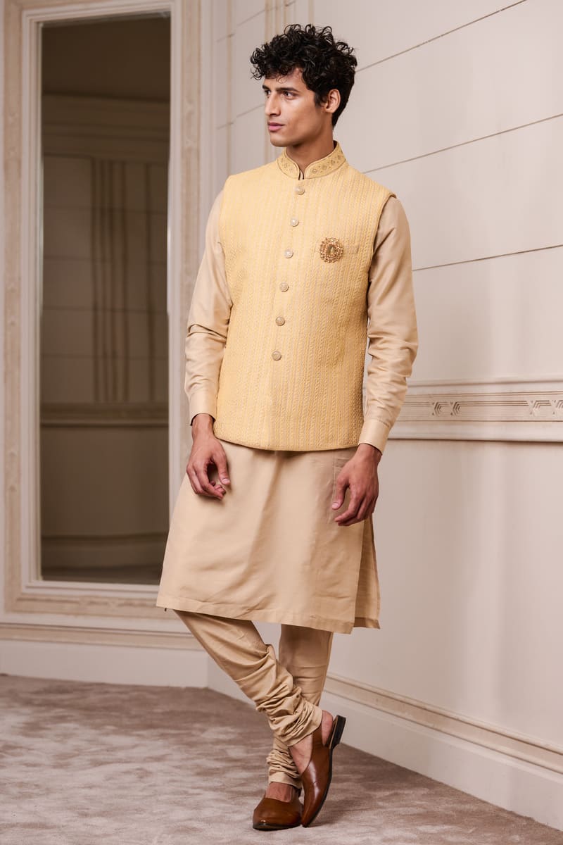 Gold Thread Embroidered Kurta Bundi Set