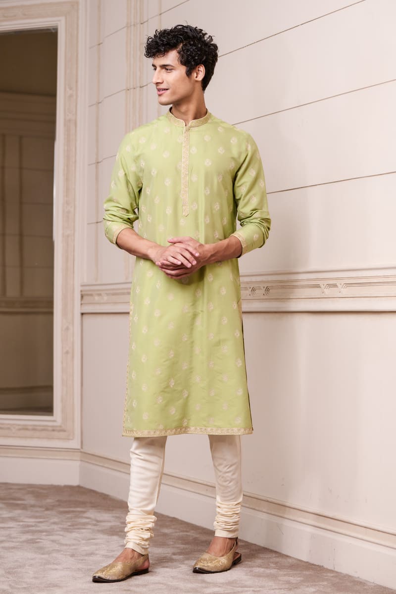 Jade Butti Jaal Kurta Set