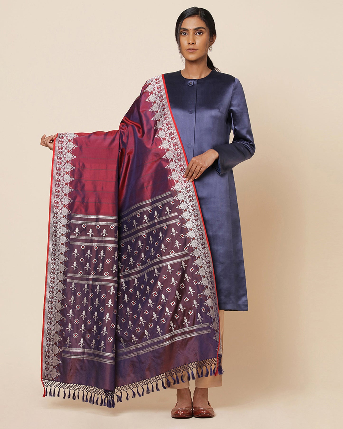 Mridula Kadwa Silk Dupatta
