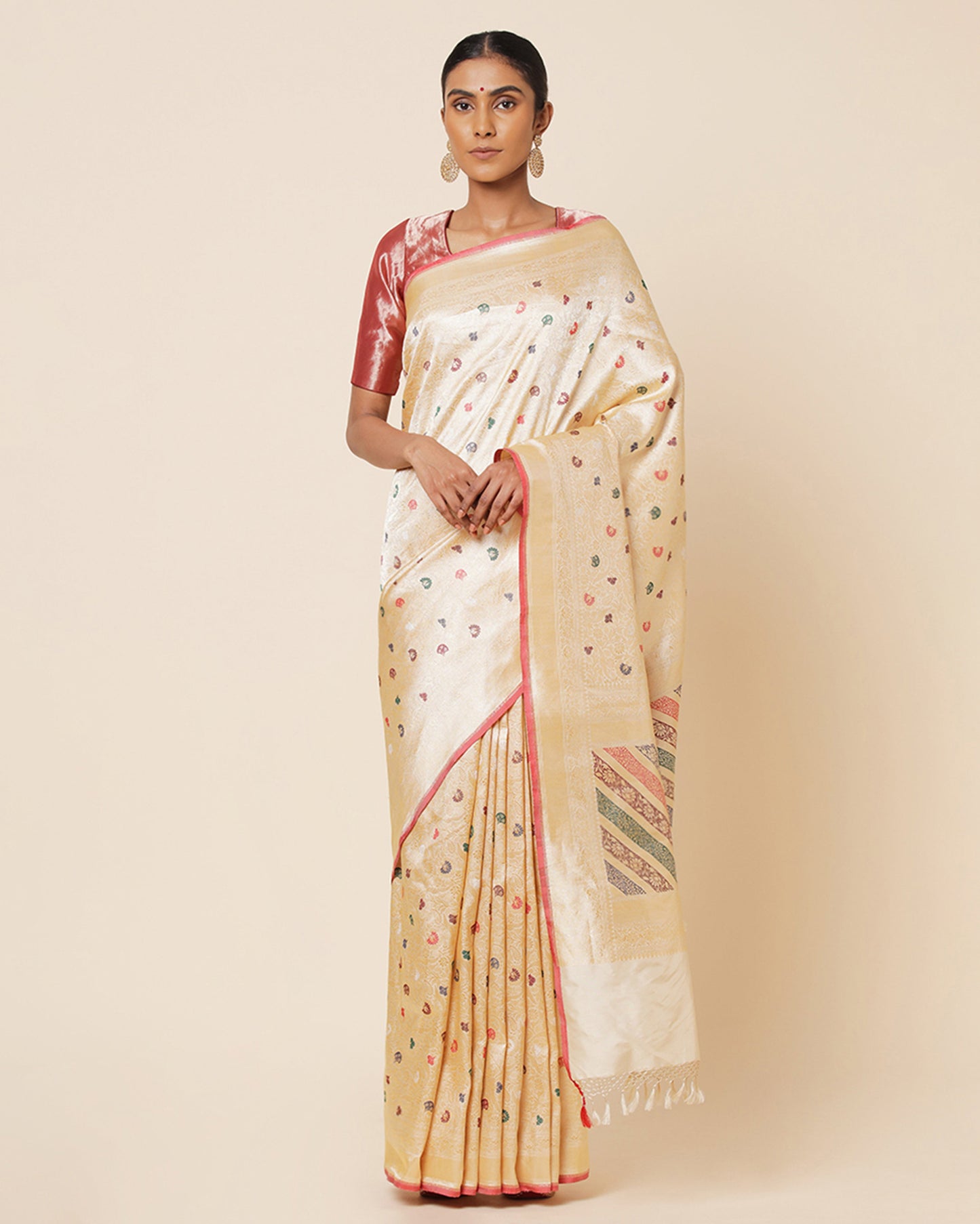 Sharanya Kadwa Silk Saree