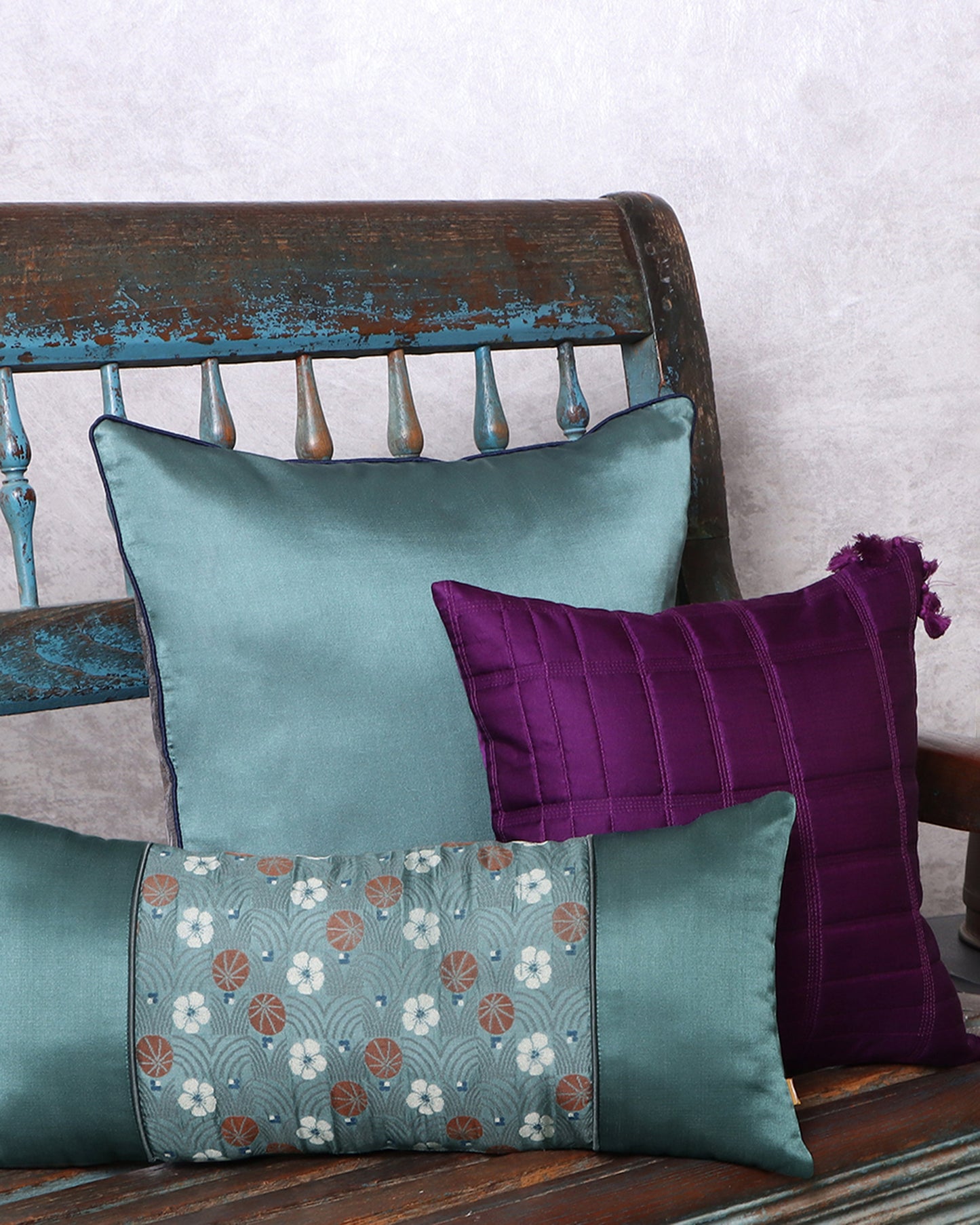 Gambhira Powdi Silk Cushion Cover