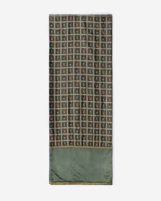 Brindavan Powdi Silk Table Runner
