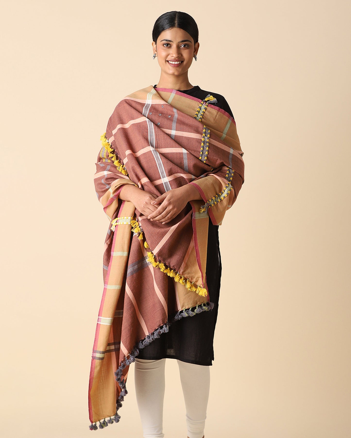 Alaya Extra Weft Woolen Shawl