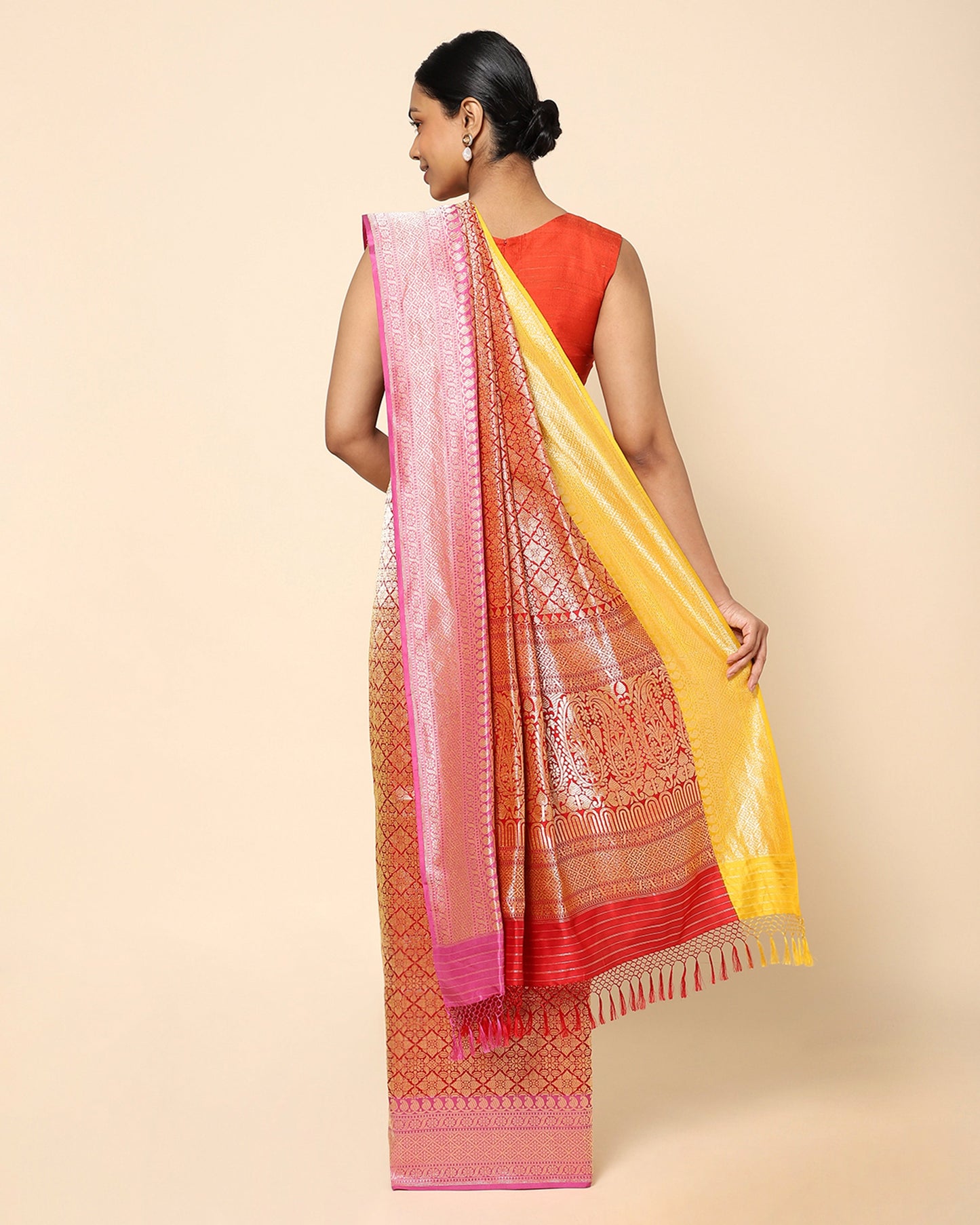 Soumya Kadwa Silk Saree