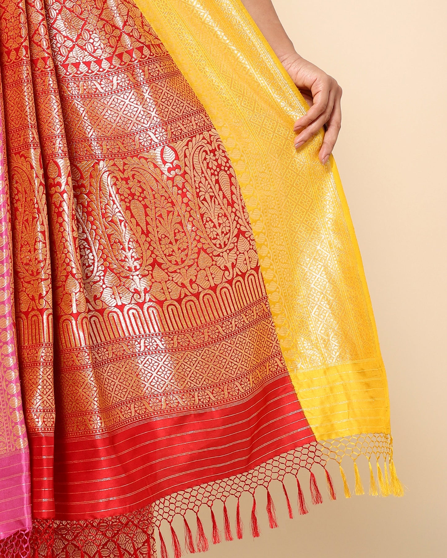 Soumya Kadwa Silk Saree