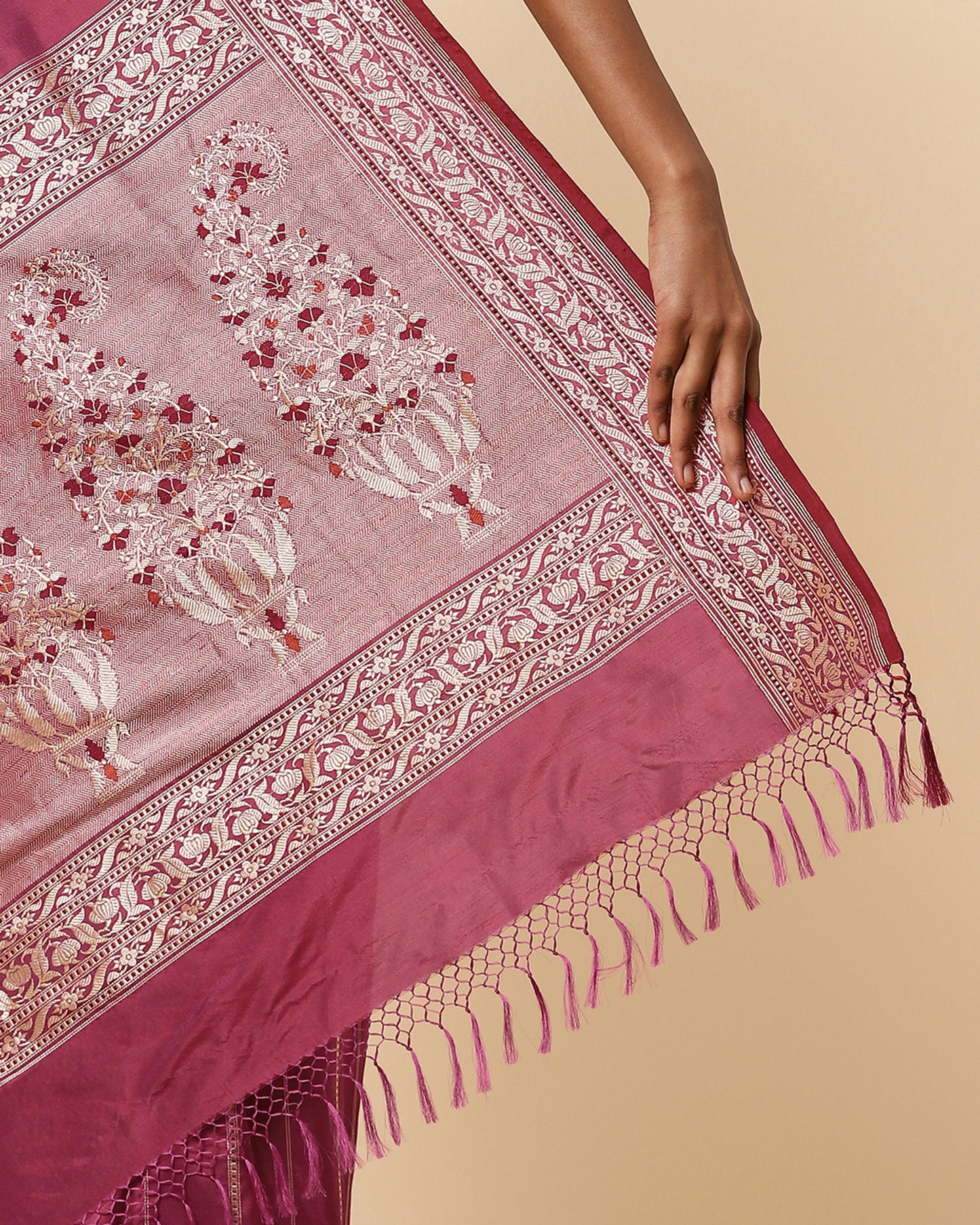 Mihr Kadwa Silk Saree