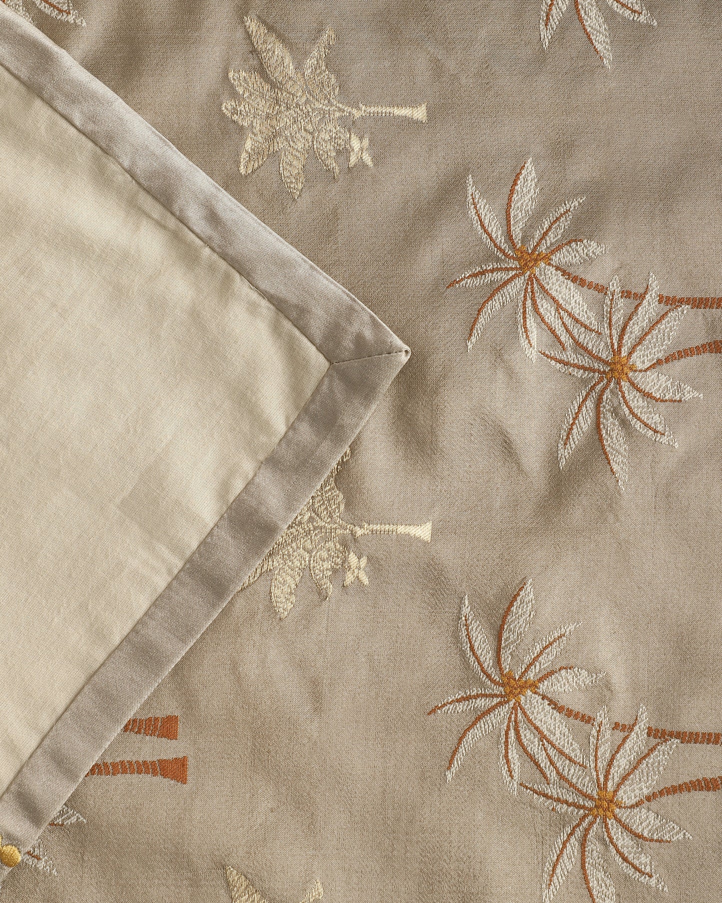 Aranya Powdi Silk Cotton Table Runner