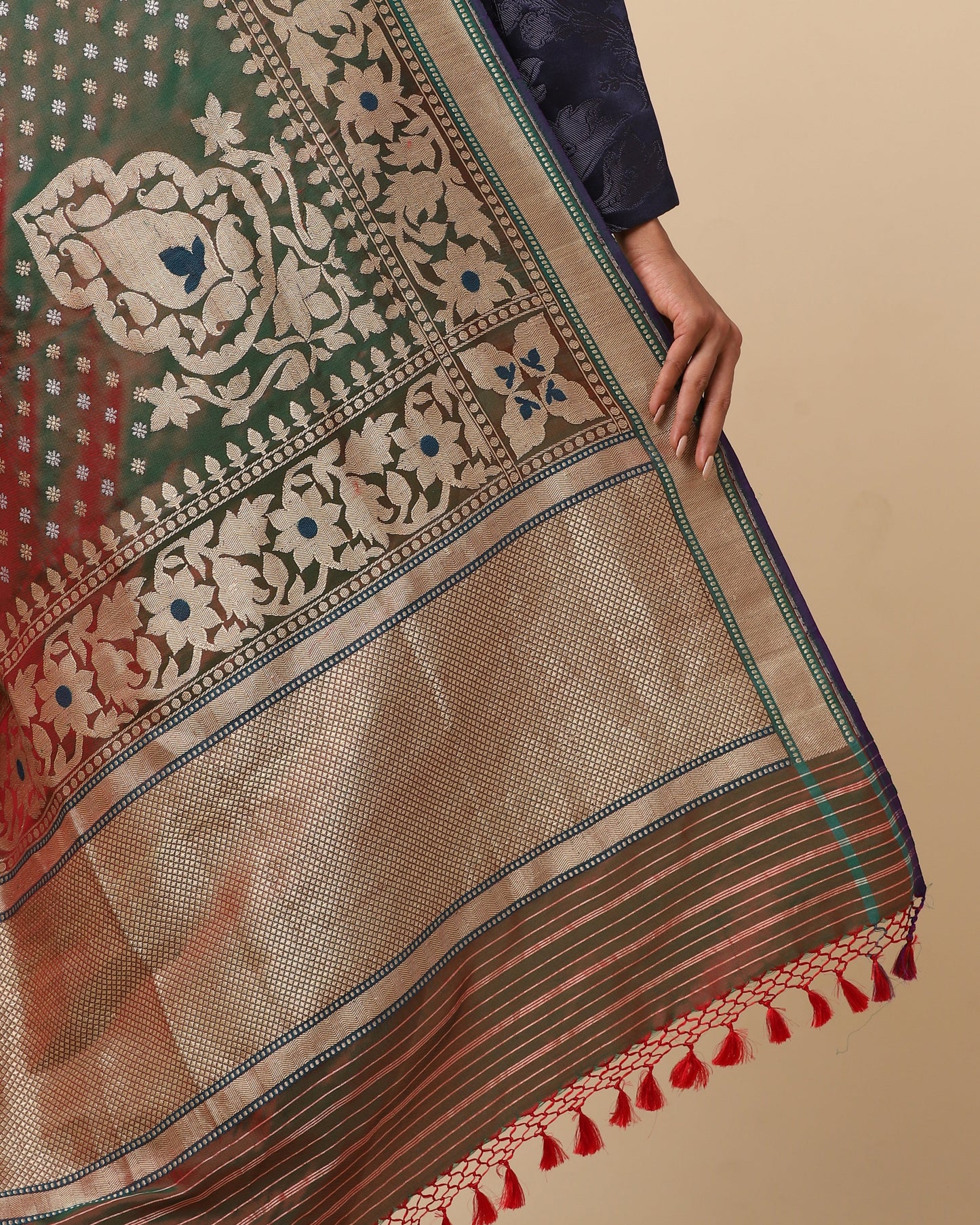 Sananda Jamdani Silk Saree