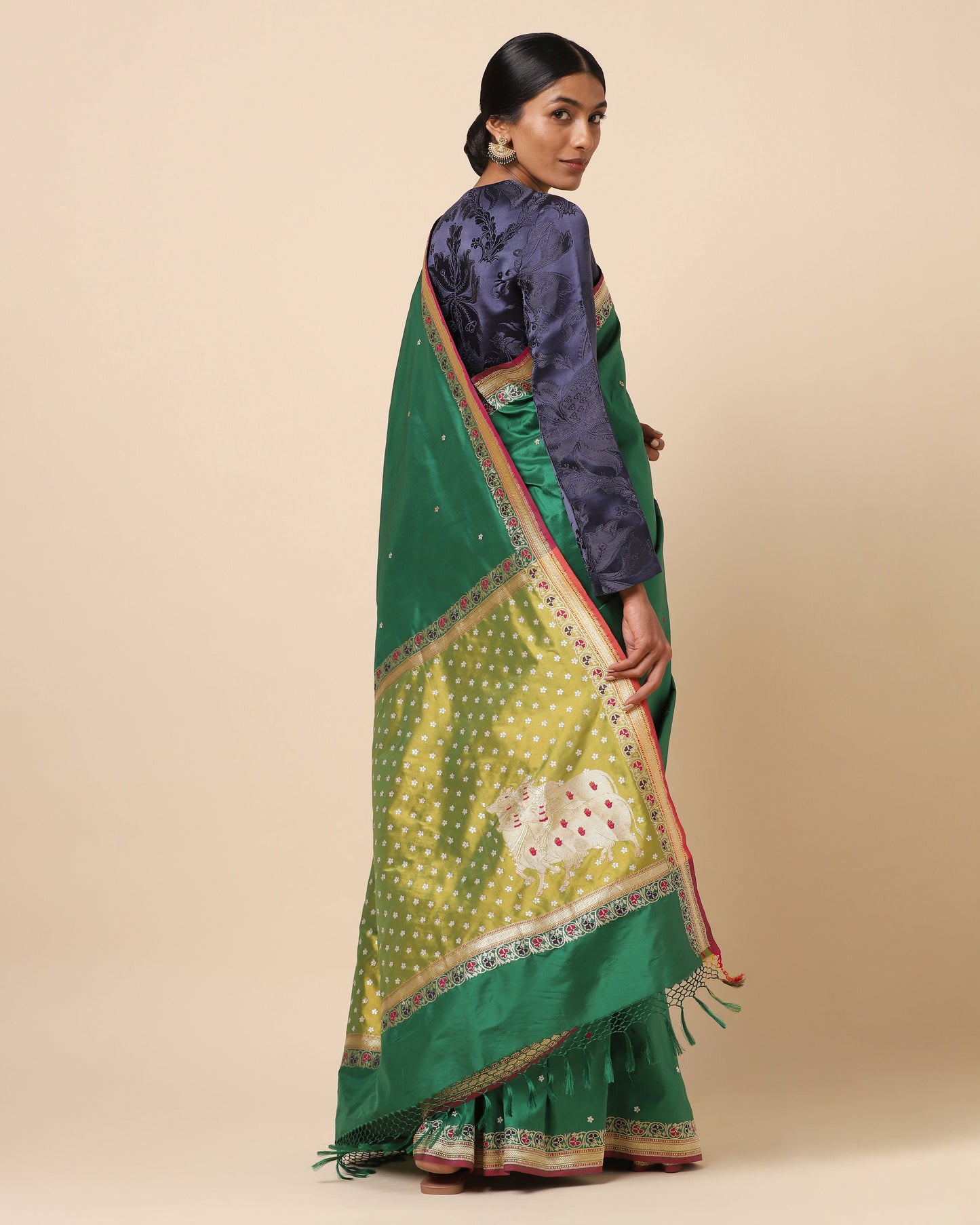 Nandi Kadwa Silk Saree