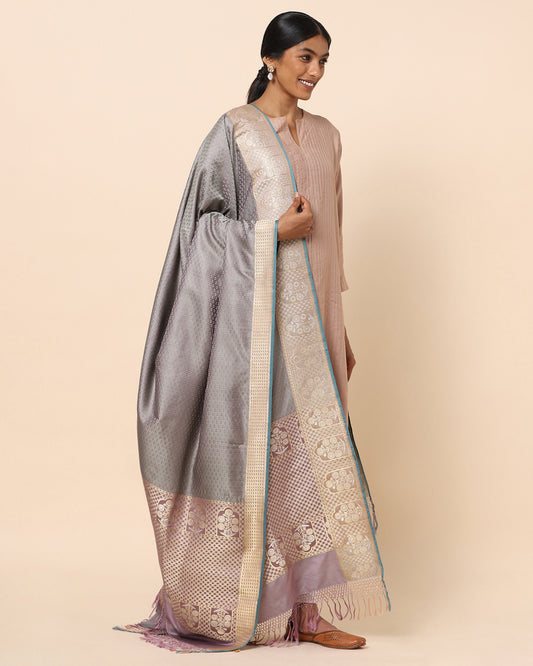 Mihrab Tanchoi and Kadwa Silk Dupatta