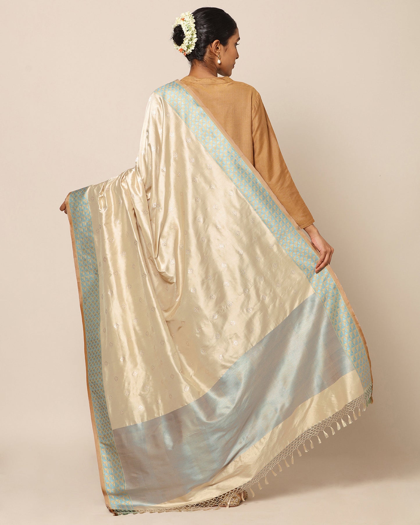 Sonmarg Kadwa Silk Dupatta