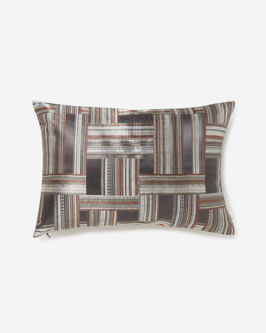 Zulu Gyasar Silk Cushion Cover
