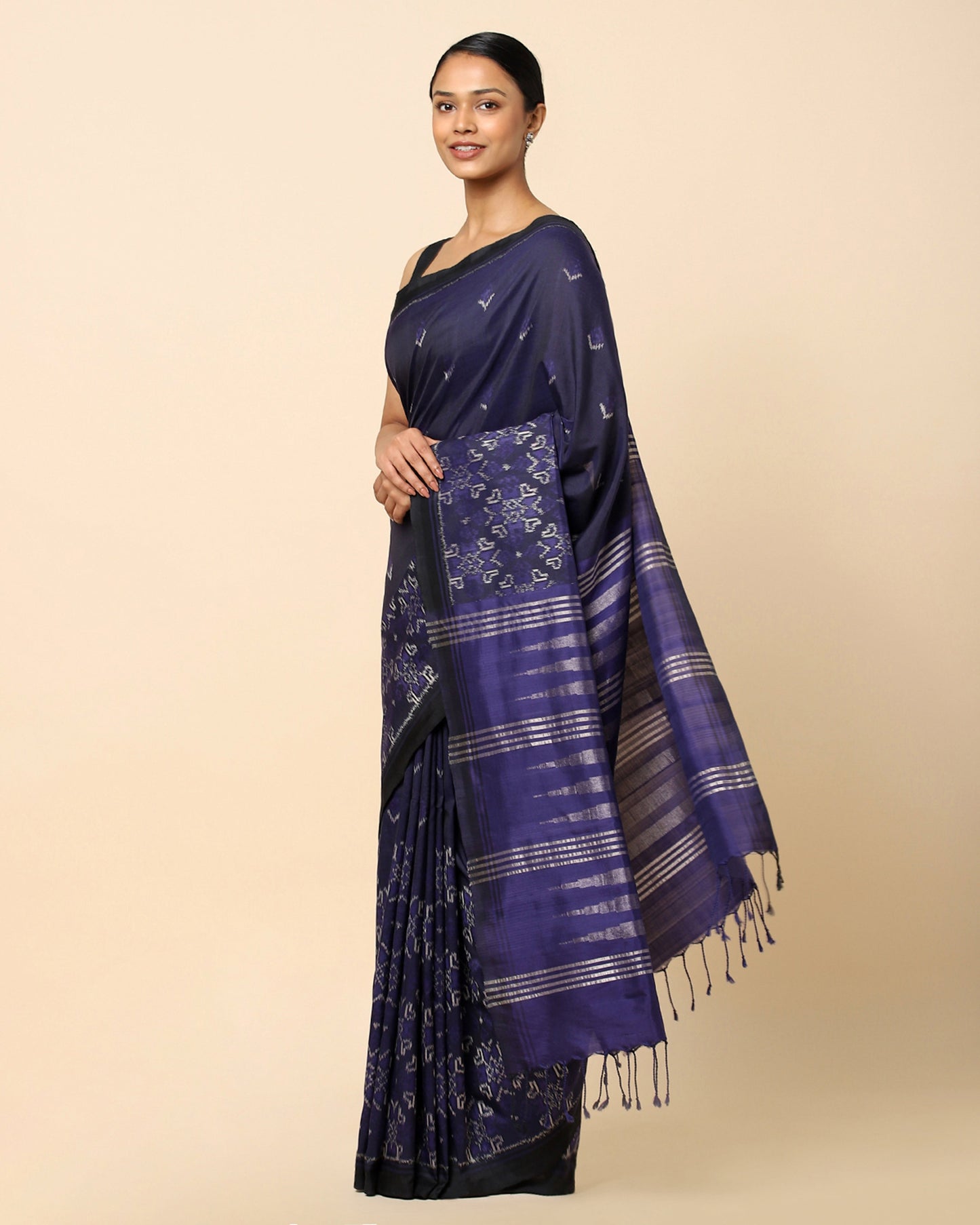 Eesha Weft Ikat Cotton Silk Saree
